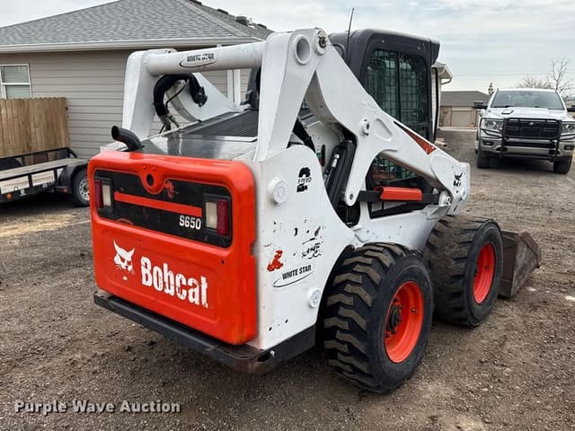 Image of Bobcat S650 equipment image 4