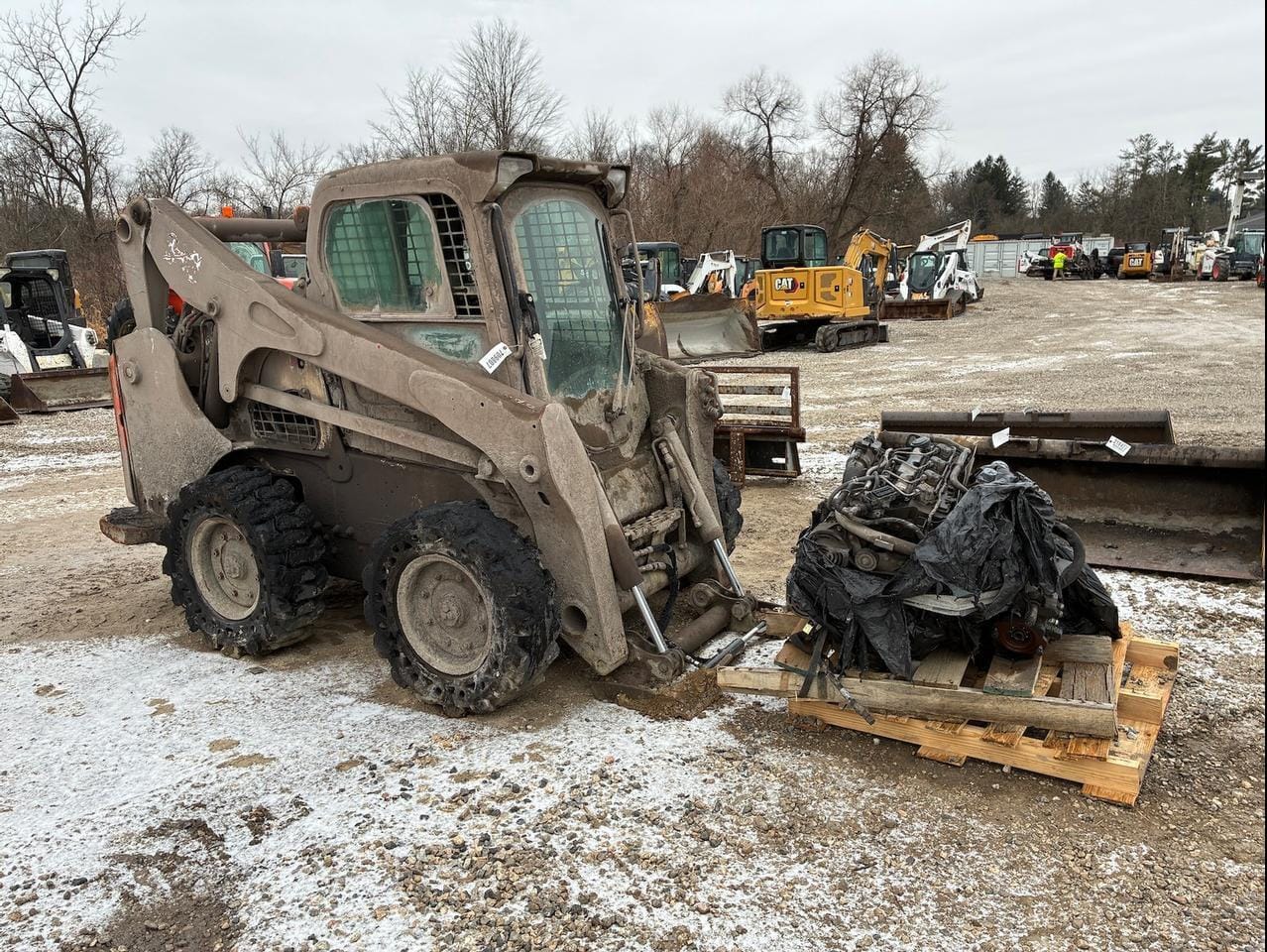 2017 Bobcat S740 Equipment Image0