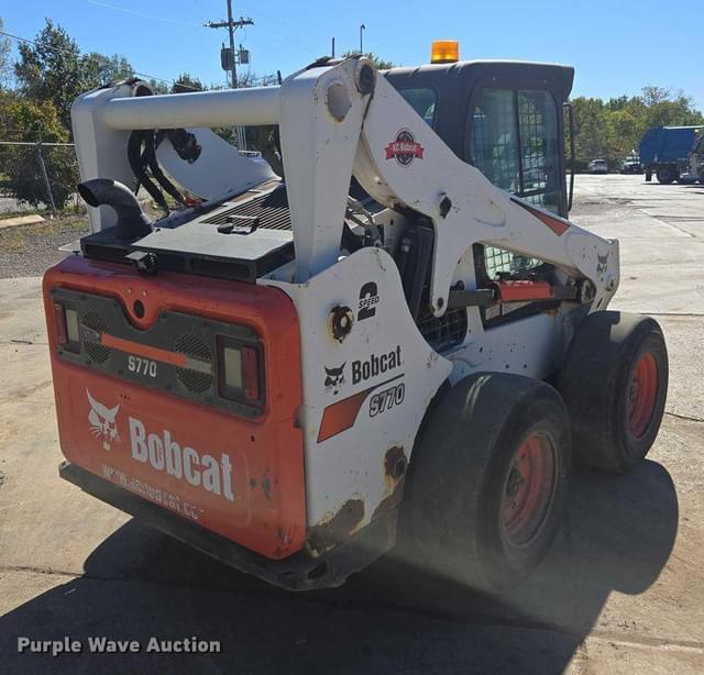 Image of Bobcat S770 equipment image 4