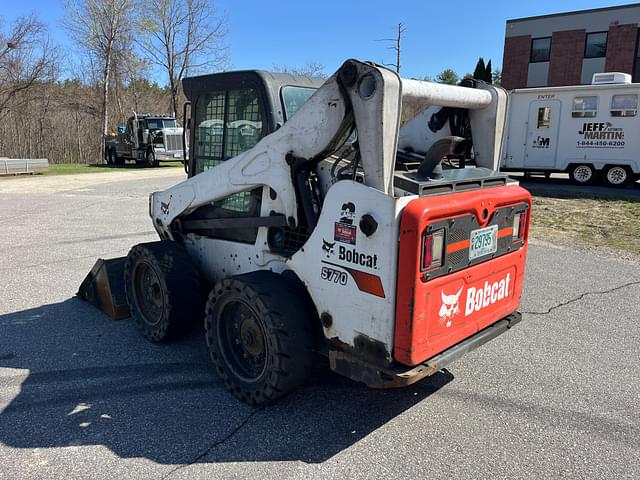 Image of Bobcat S770 equipment image 2