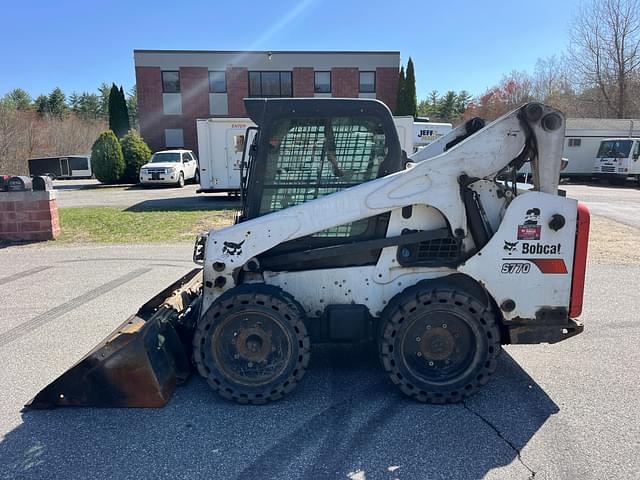 Image of Bobcat S770 equipment image 1