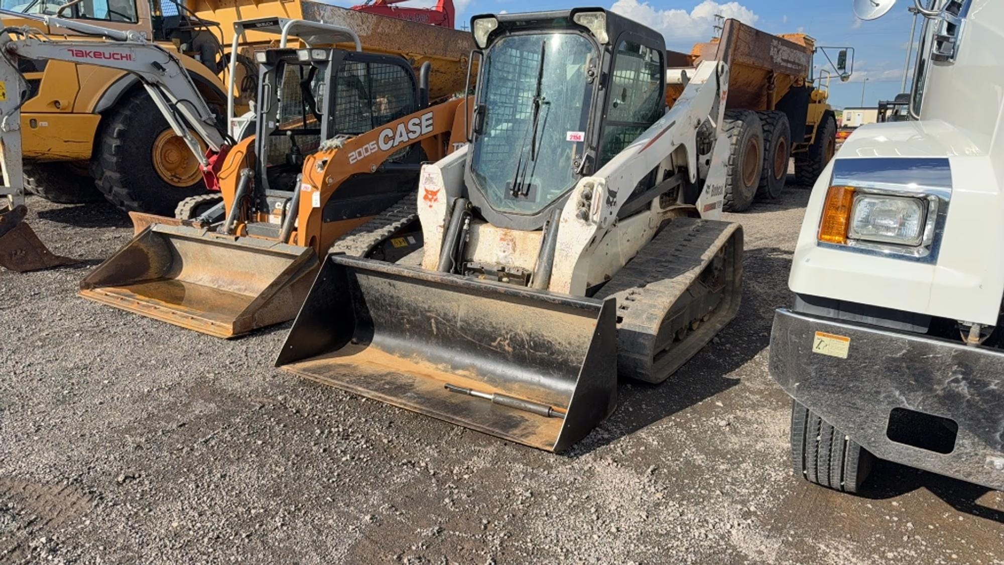 2017 Bobcat T650 Equipment Image0