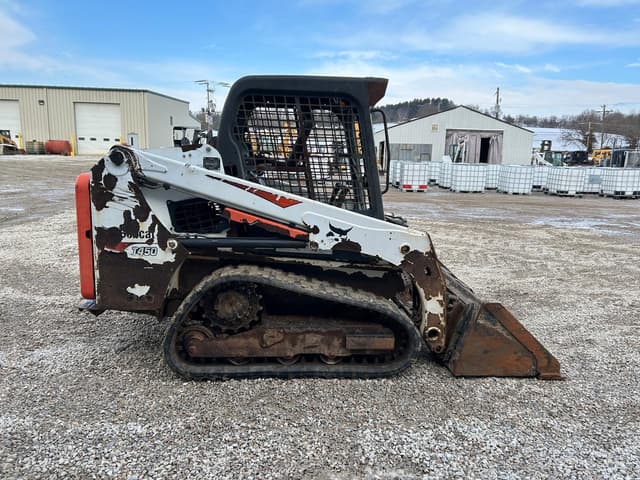 Image of Bobcat T450 equipment image 4