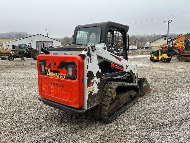 Image of Bobcat T450 equipment image 3