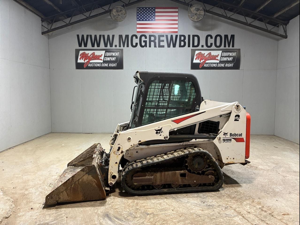 2017 Bobcat T450 Equipment Image0