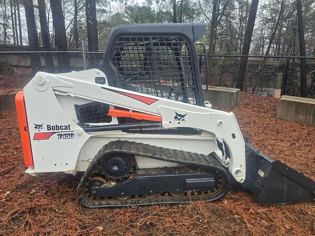 Image of Bobcat T450 equipment image 4
