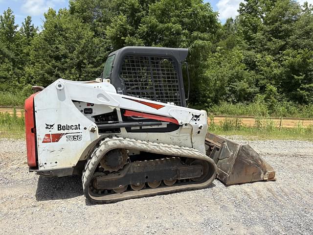 Image of Bobcat T550 equipment image 2
