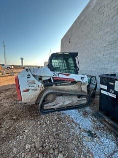 Image of Bobcat T550 Image 1