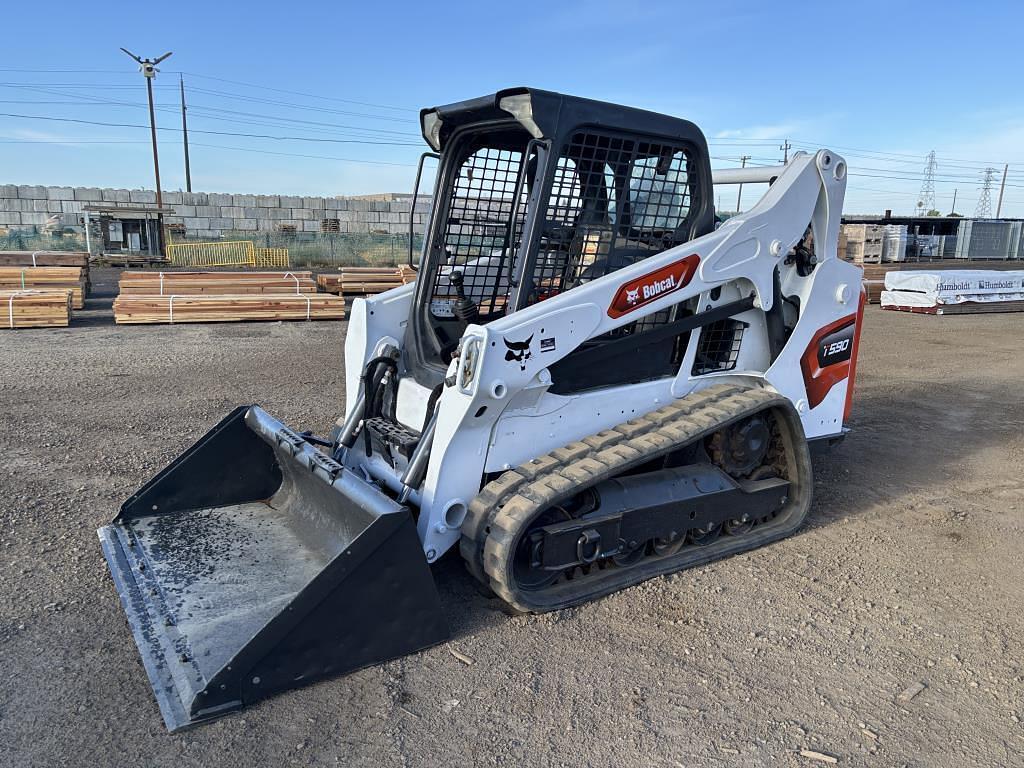 Image of Bobcat T590 Primary image