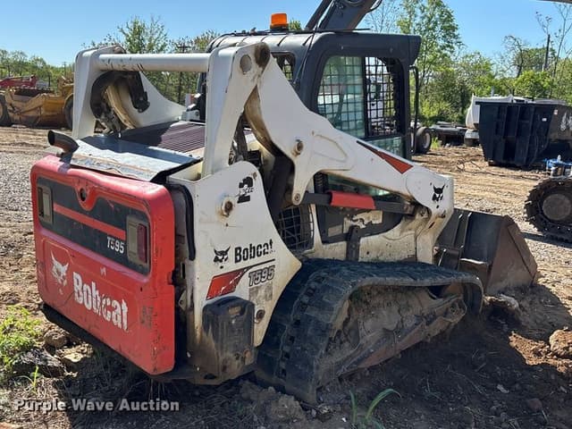 Image of Bobcat T595 equipment image 4