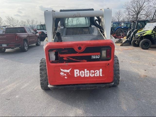 Image of Bobcat T650 equipment image 2