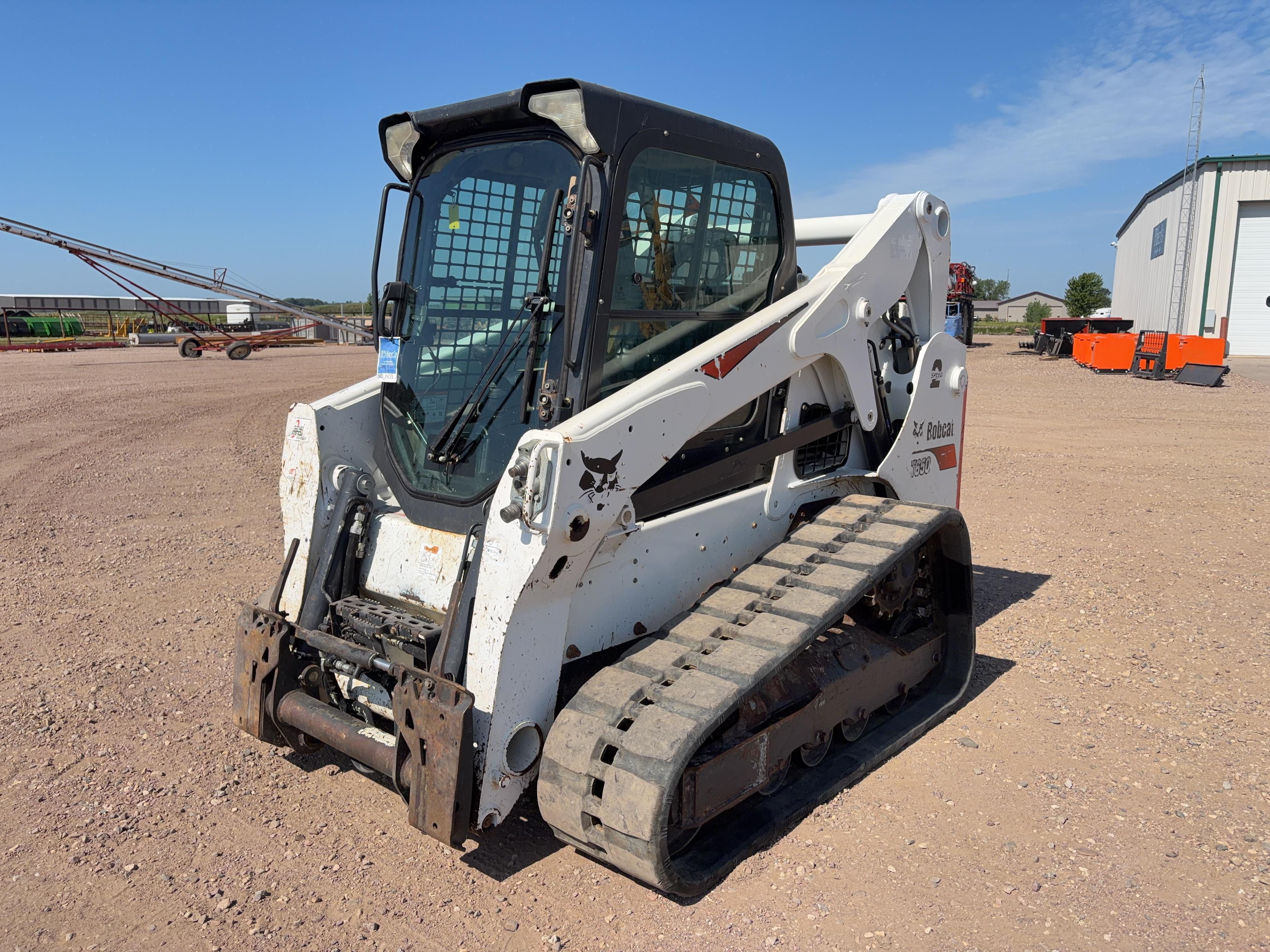 2017 Bobcat T650 Equipment Image0