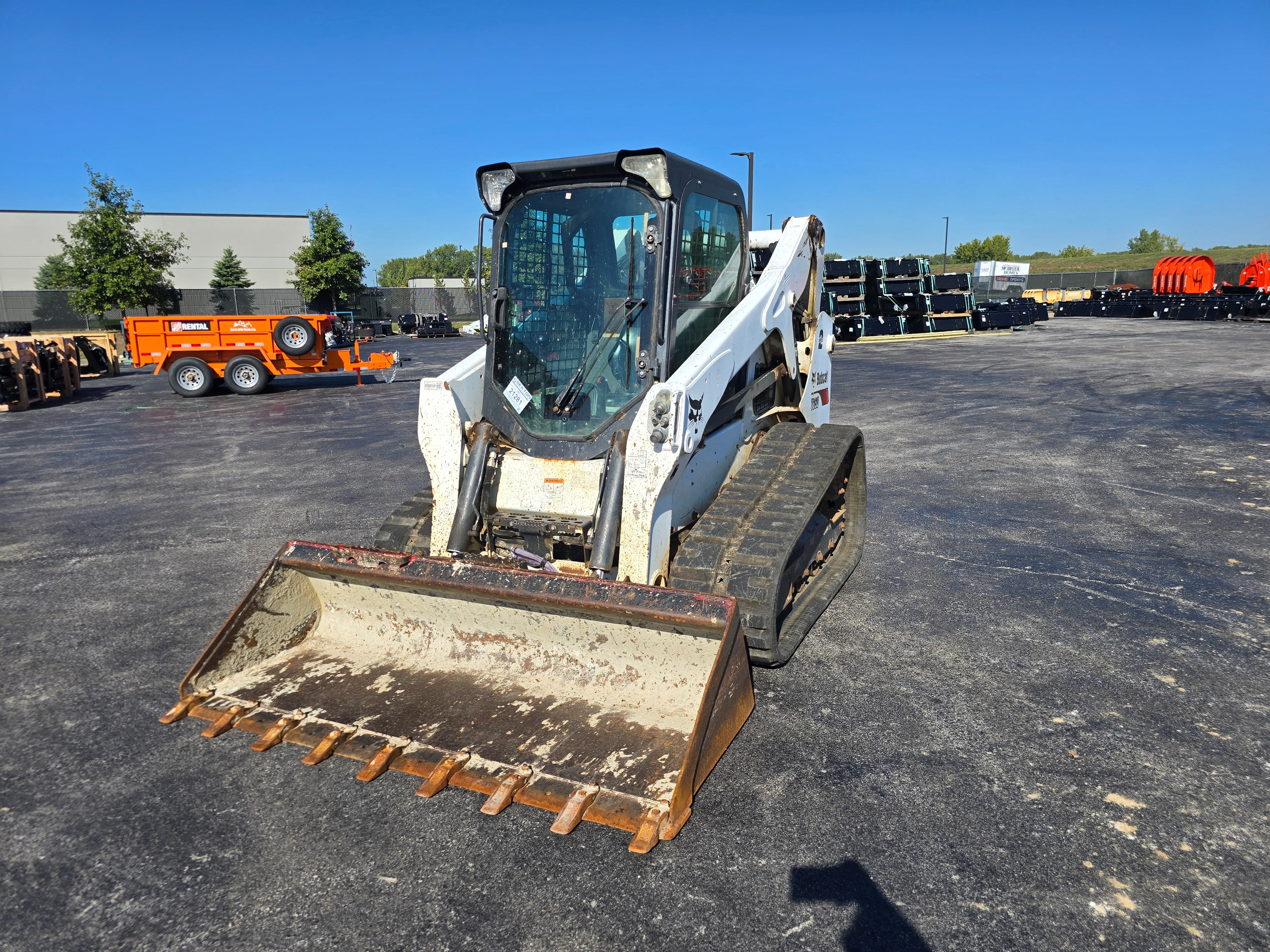 2017 Bobcat T650 Equipment Image0