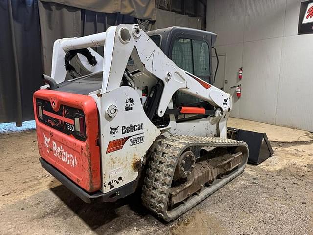 Image of Bobcat T650 equipment image 4