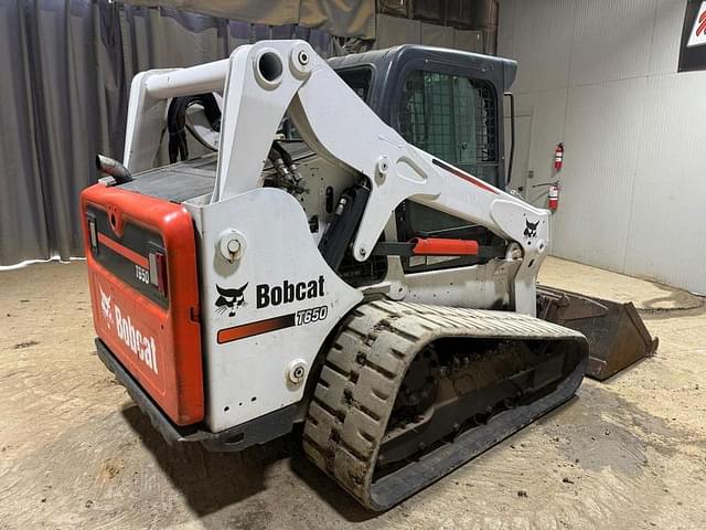 Image of Bobcat T650 equipment image 4