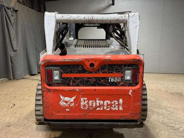 Image of Bobcat T650 equipment image 3