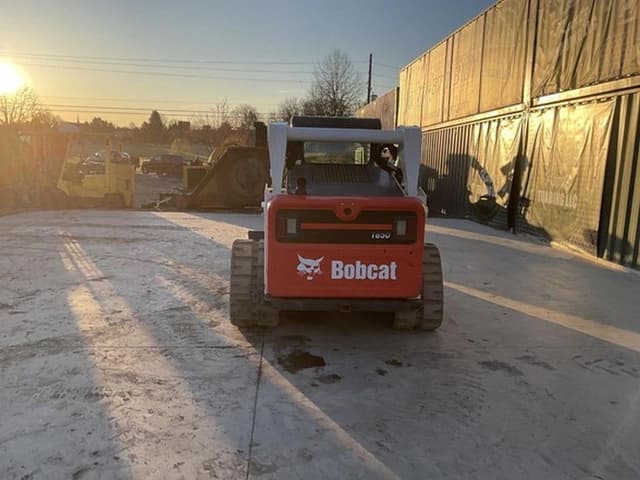 Image of Bobcat T650 equipment image 2