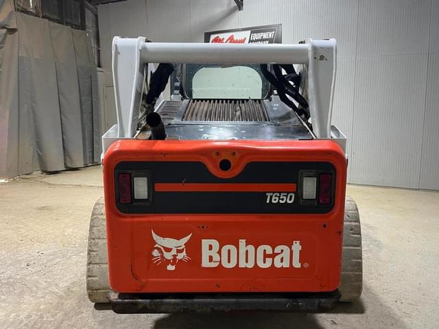 Image of Bobcat T650 equipment image 3