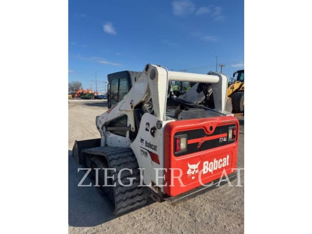 Image of Bobcat T740 equipment image 3