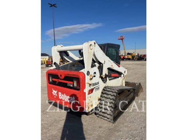 Image of Bobcat T740 equipment image 2