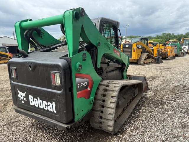 Image of Bobcat T740 equipment image 3