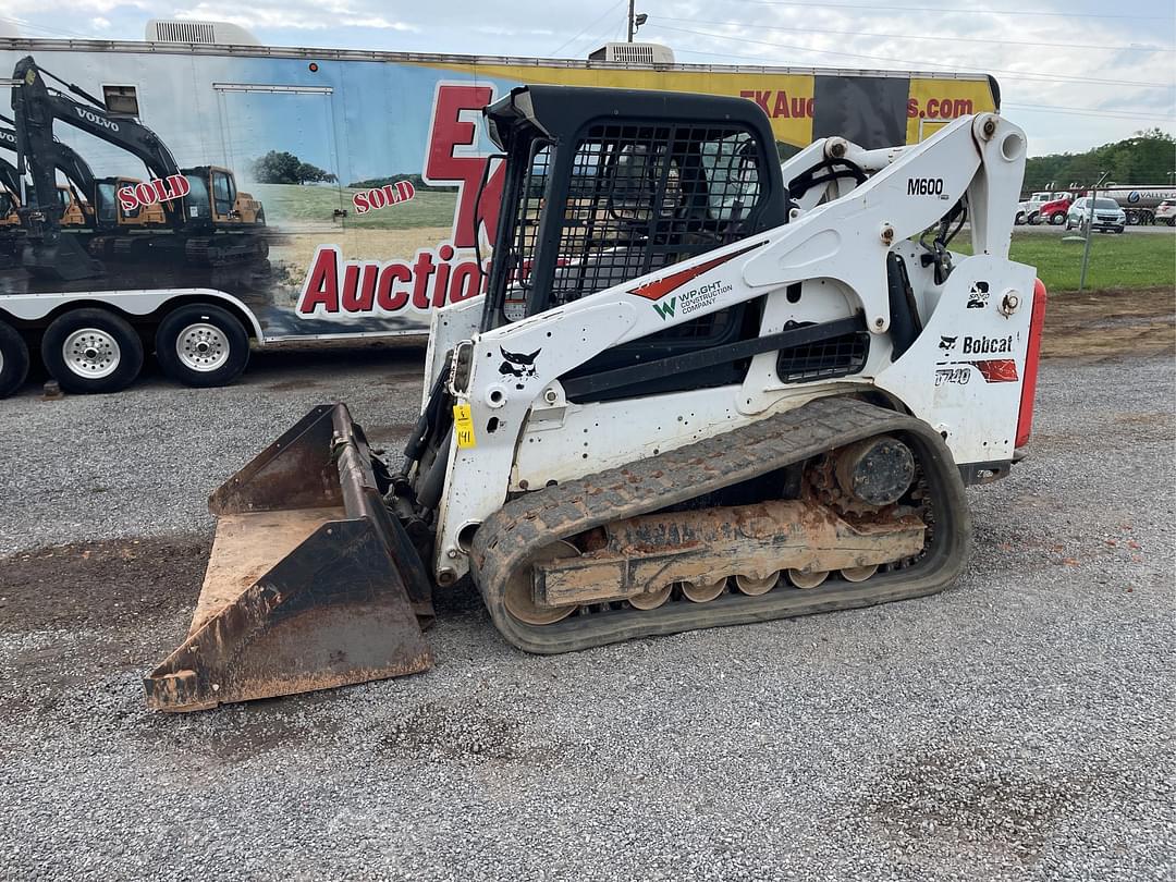 Image of Bobcat T740 Primary image