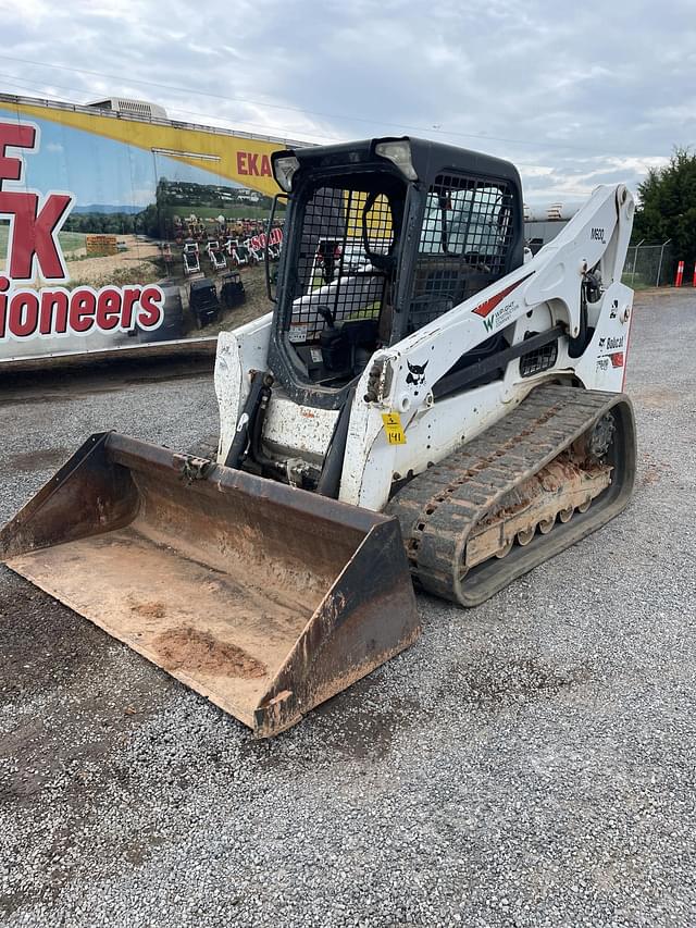 Image of Bobcat T740 equipment image 2