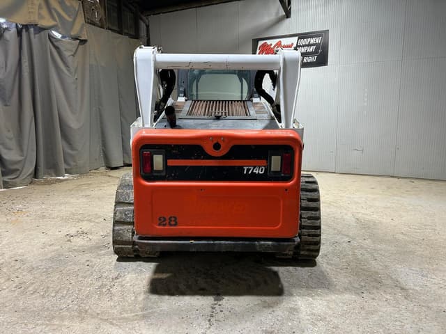 Image of Bobcat T740 equipment image 2