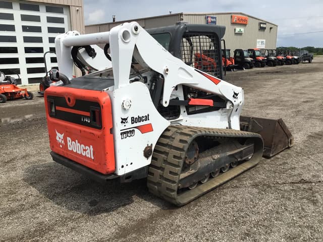 Image of Bobcat T740 equipment image 4