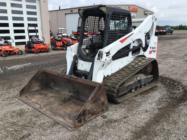 Image of Bobcat T740 equipment image 1