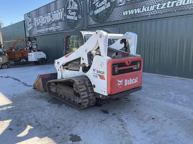 Image of Bobcat T740 equipment image 1