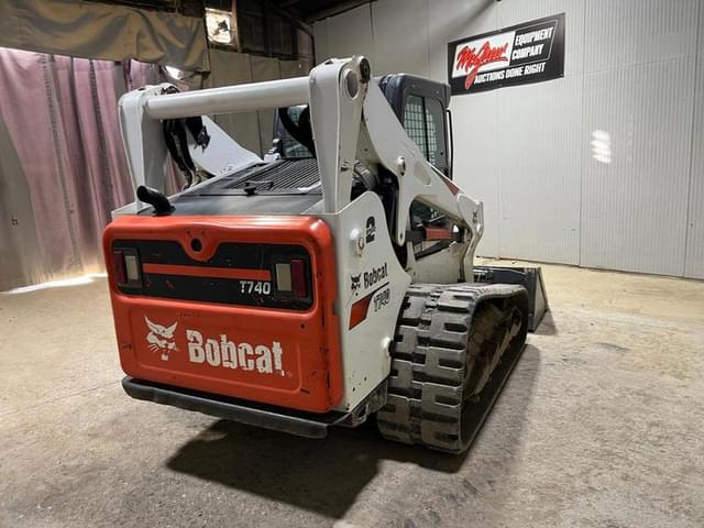 Image of Bobcat T740 equipment image 4