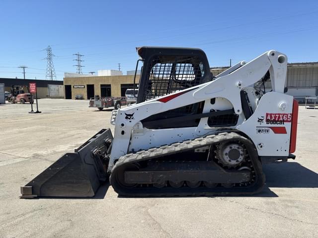 Image of Bobcat T740 equipment image 4