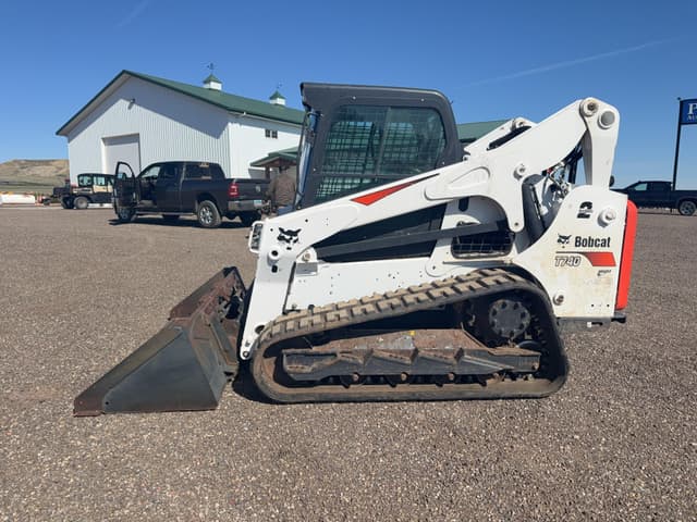 Image of Bobcat T740 equipment image 1