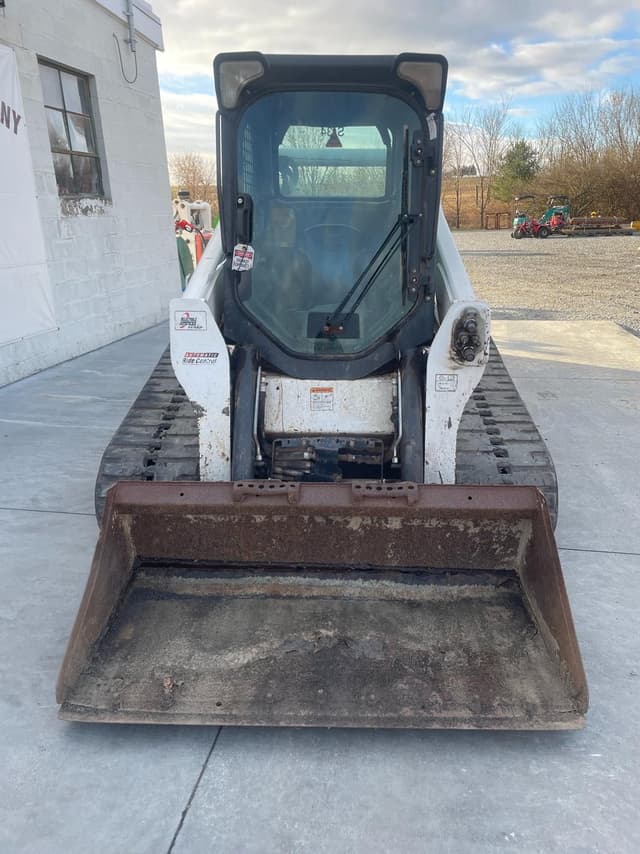 Image of Bobcat T740 equipment image 1