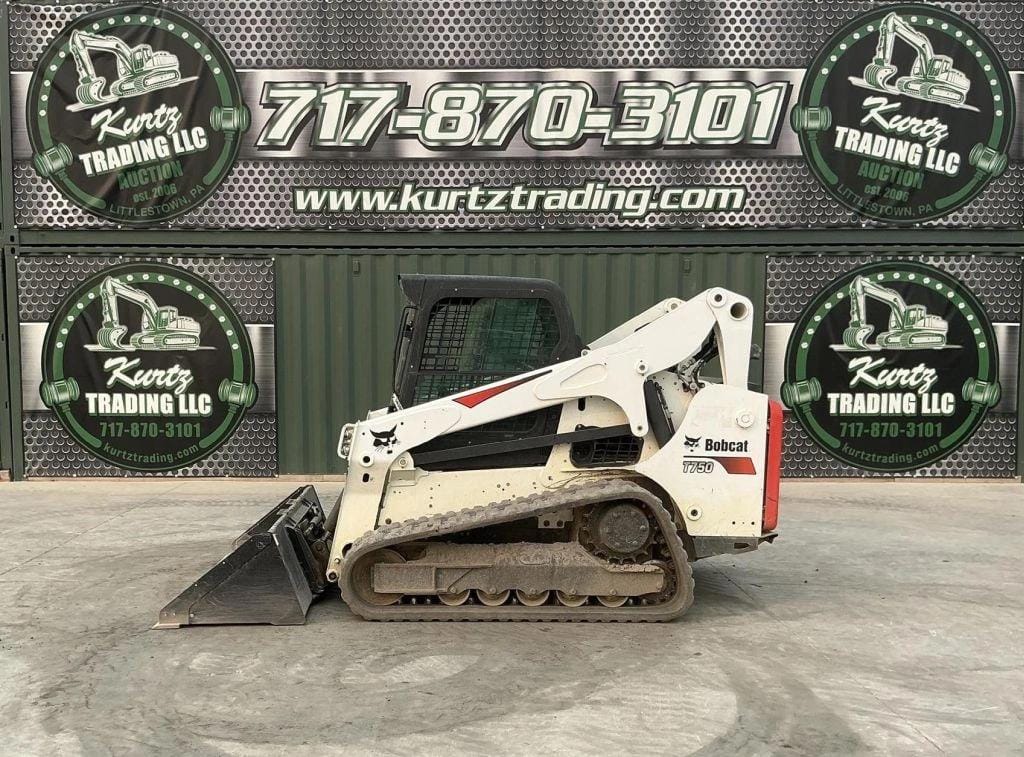 2017 Bobcat T750 Equipment Image0