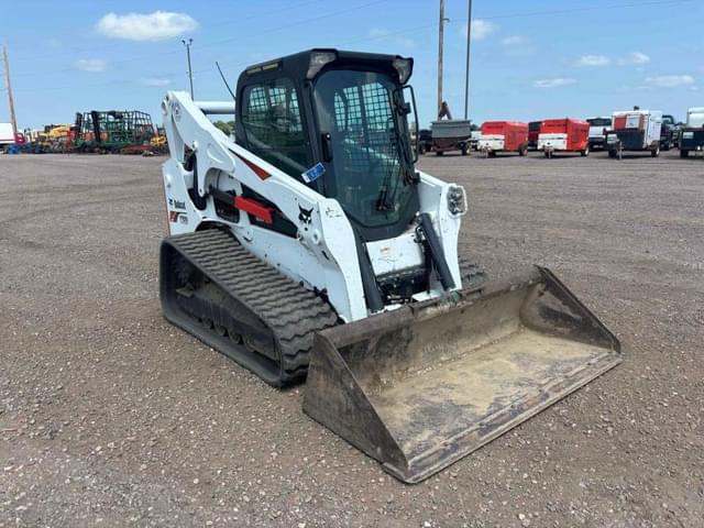 Image of Bobcat T750 equipment image 1