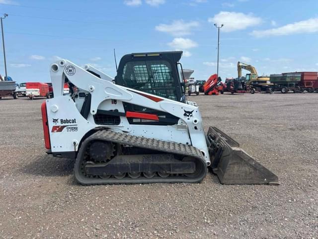Image of Bobcat T750 equipment image 4