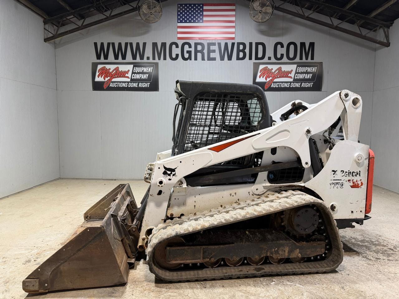 2017 Bobcat T770 Equipment Image0