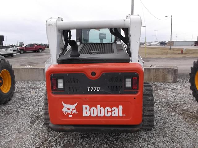 Image of Bobcat T770 equipment image 4