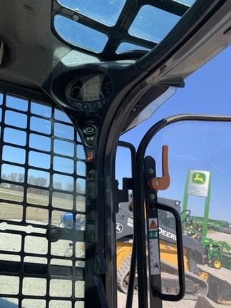 Image of Bobcat T770 equipment image 4