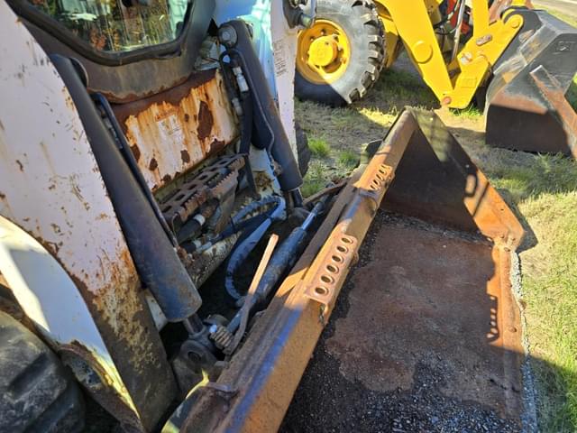 Image of Bobcat T770 equipment image 4