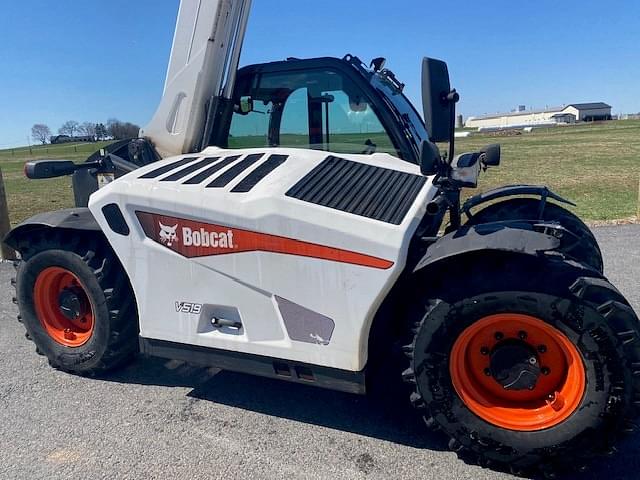 Image of Bobcat V519 equipment image 3