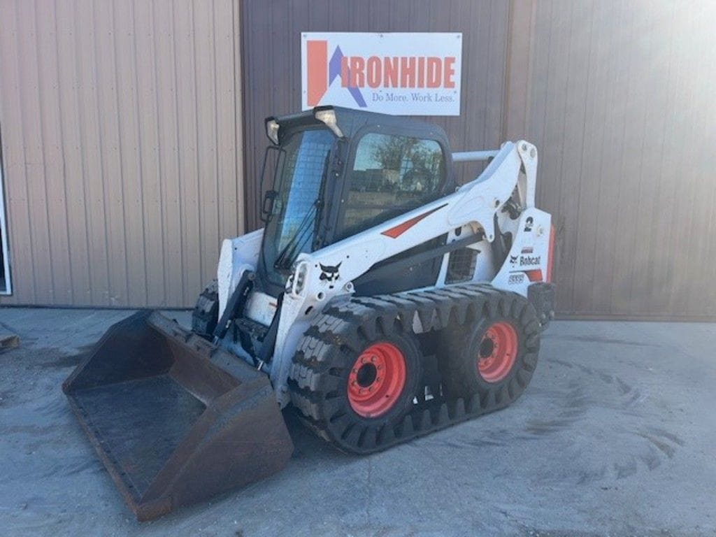 2017 Bobcat S595 Equipment Image0