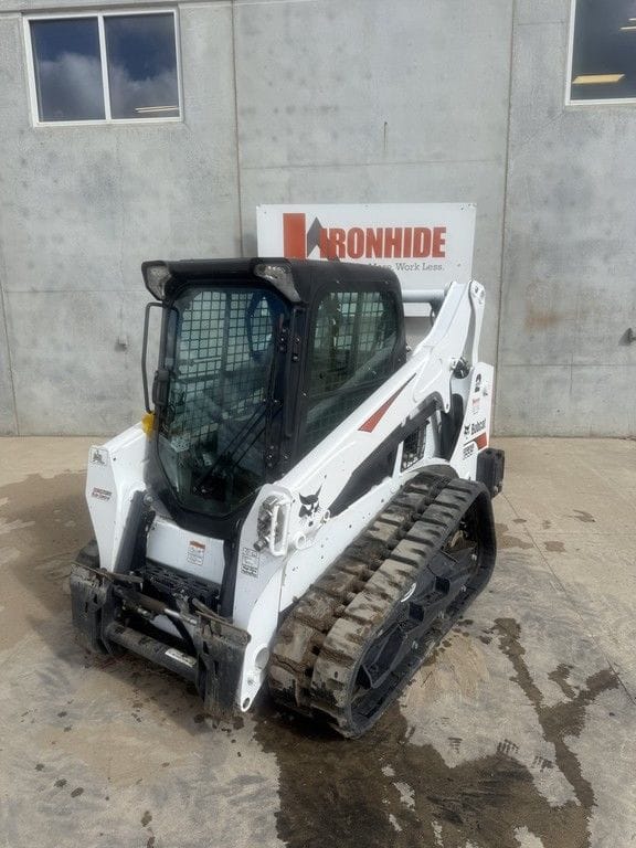 2017 Bobcat T595 Equipment Image0