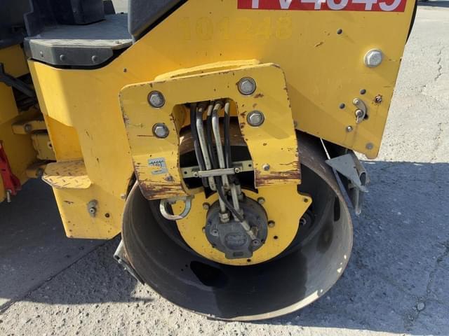 Image of Bomag BW120SL-5 equipment image 4