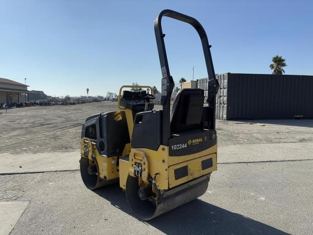 Image of Bomag BW900-50 equipment image 3