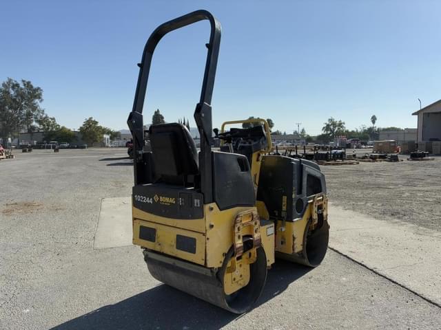 Image of Bomag BW900-50 equipment image 2