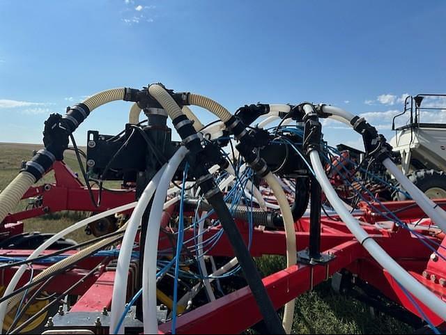 Image of Bourgault 3420-80 equipment image 4