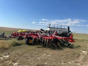 2017 Bourgault 3420-80 Image
